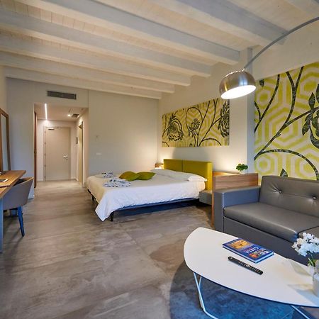 Ca' Barbini Resort Garda  Zewnętrze zdjęcie